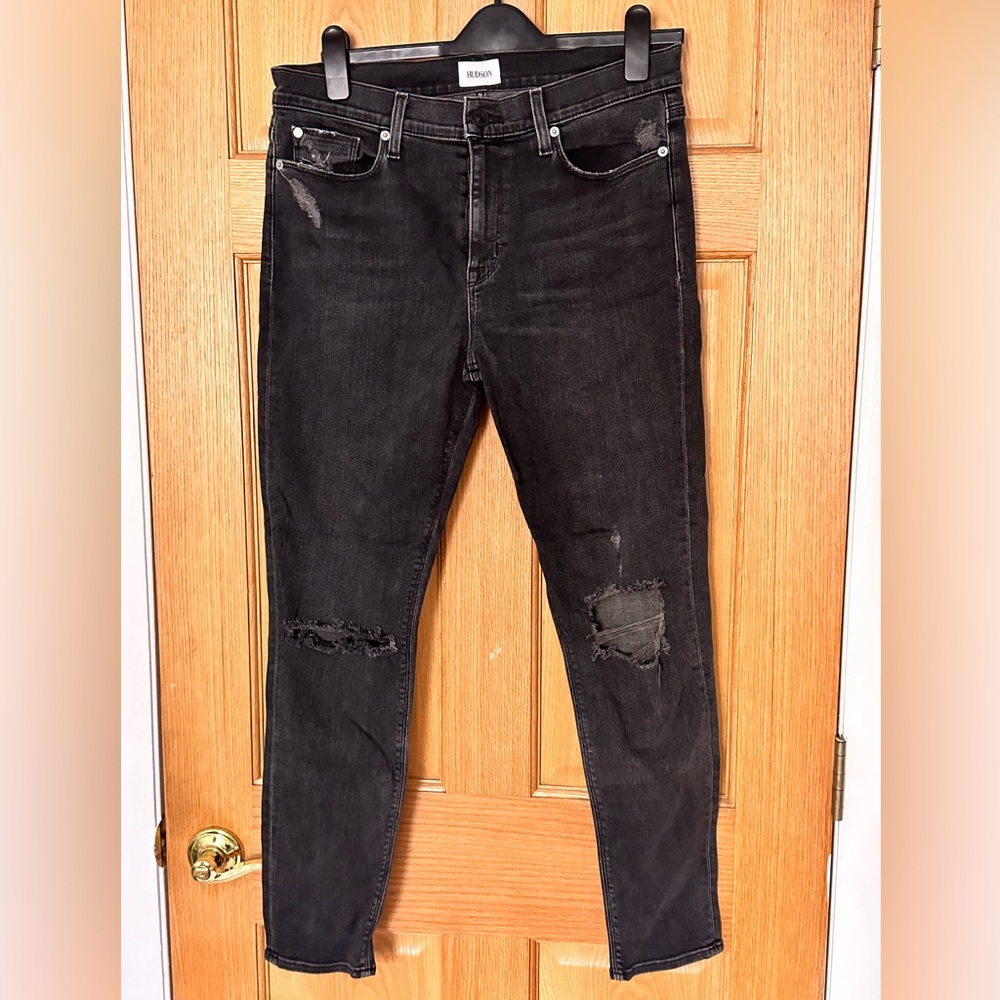 Hudson distressed black skinny jean size 30